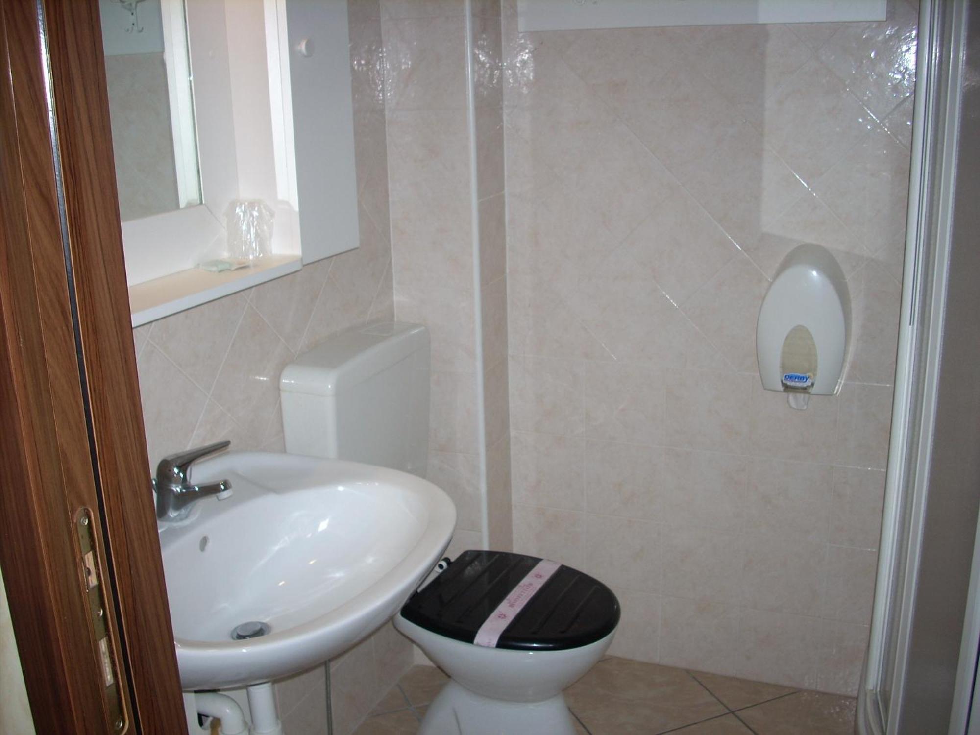 Il Bivio Hotel Карманьйола Екстер'єр фото